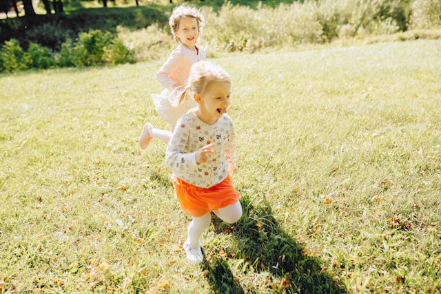 The Ultimate Guide to Choosing the Best Sunscreen for Kids’ Sensitive Skin